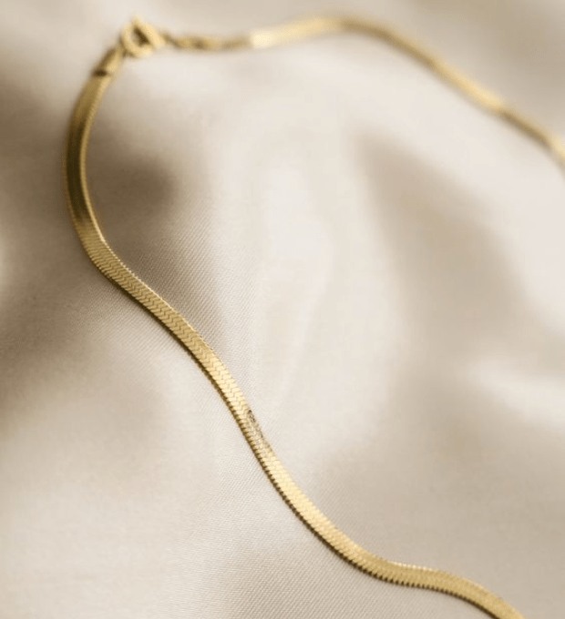 4.9mm Herringbone Chain Necklace in Solid 14K Gold - 20